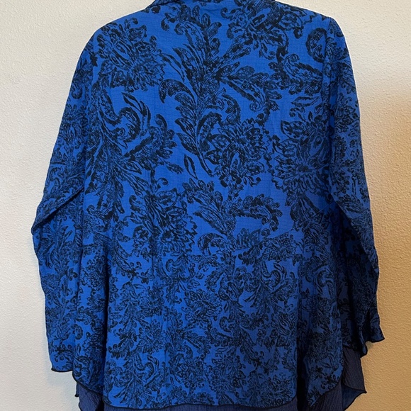Habitat Blue with Black Flowers Cardigan, Size Small - Picture 5 of 6